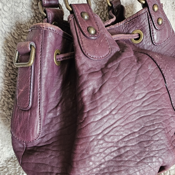 Nordstrom Purple distressed leather hobo purse drawstring bucket bag - Picture 9 of 12